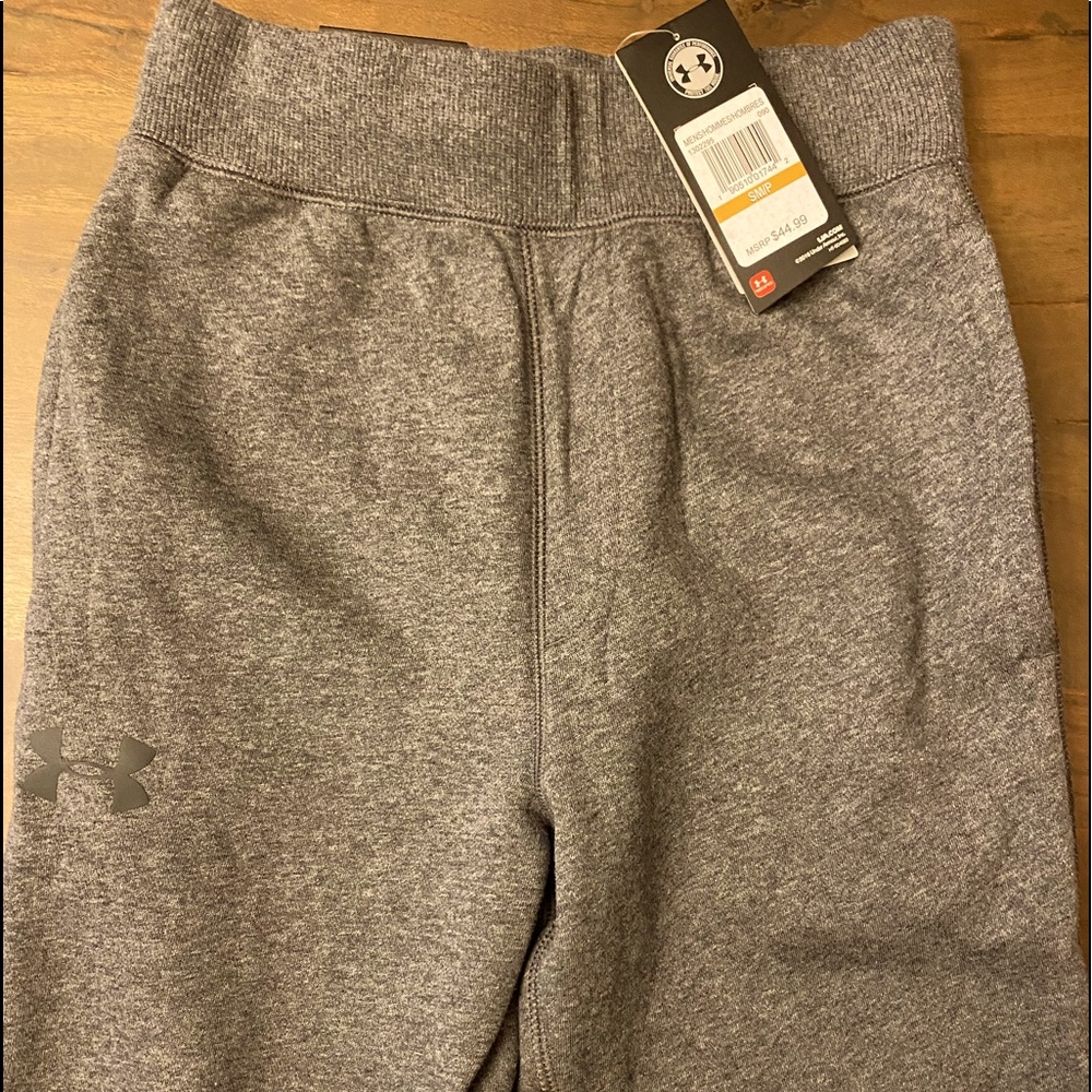 NWT Men’s size small Under Armour fitted cold gear sweat pants